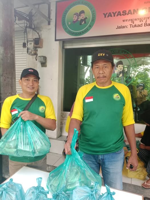 Dokumentasi kegiatan Jumat Berkah Yayasan Ghiroh Kafilul Yatim, foto 1.