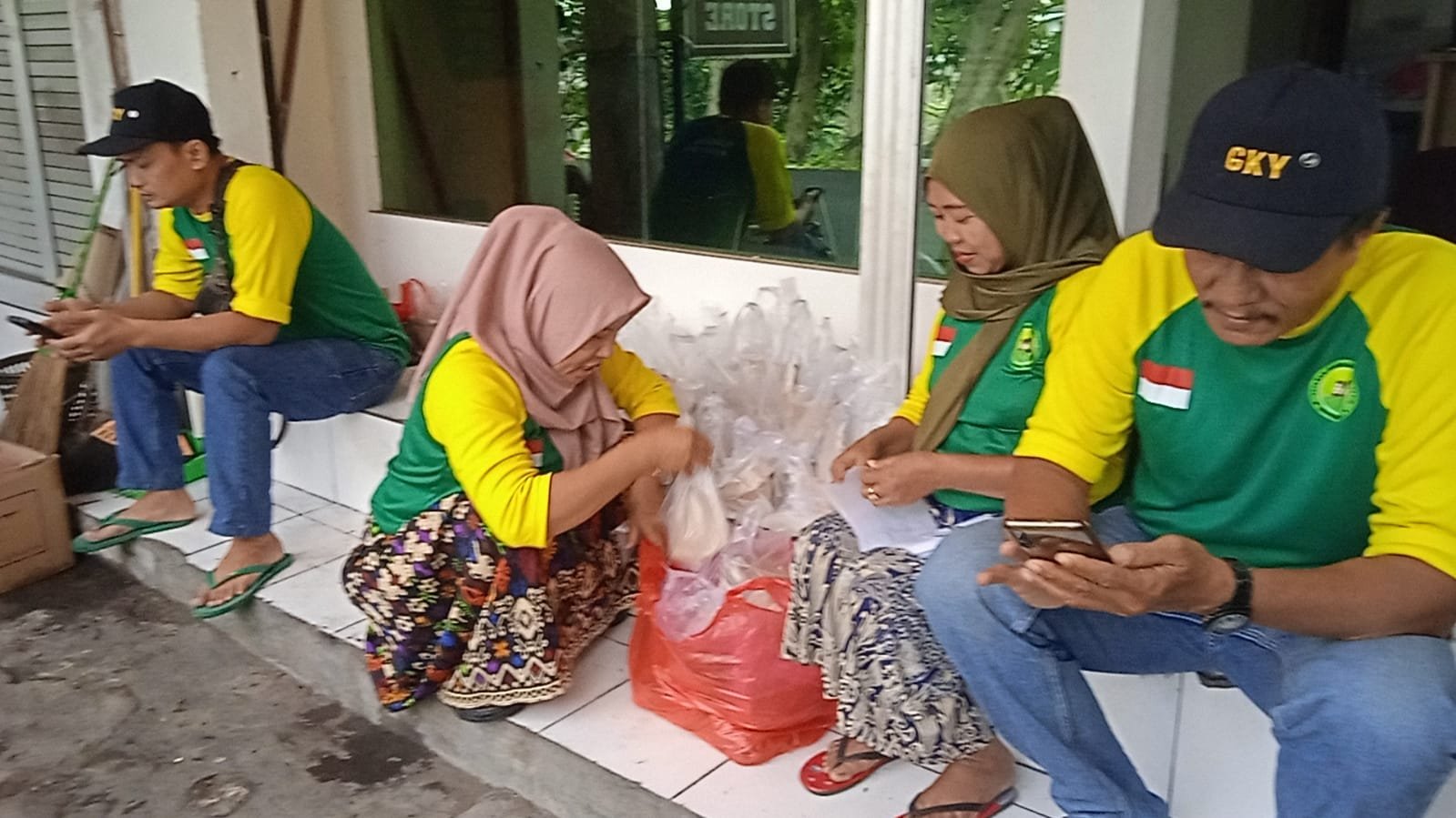 Dokumentasi kegiatan Jumat Berkah Yayasan Ghiroh Kafilul Yatim, foto 4.