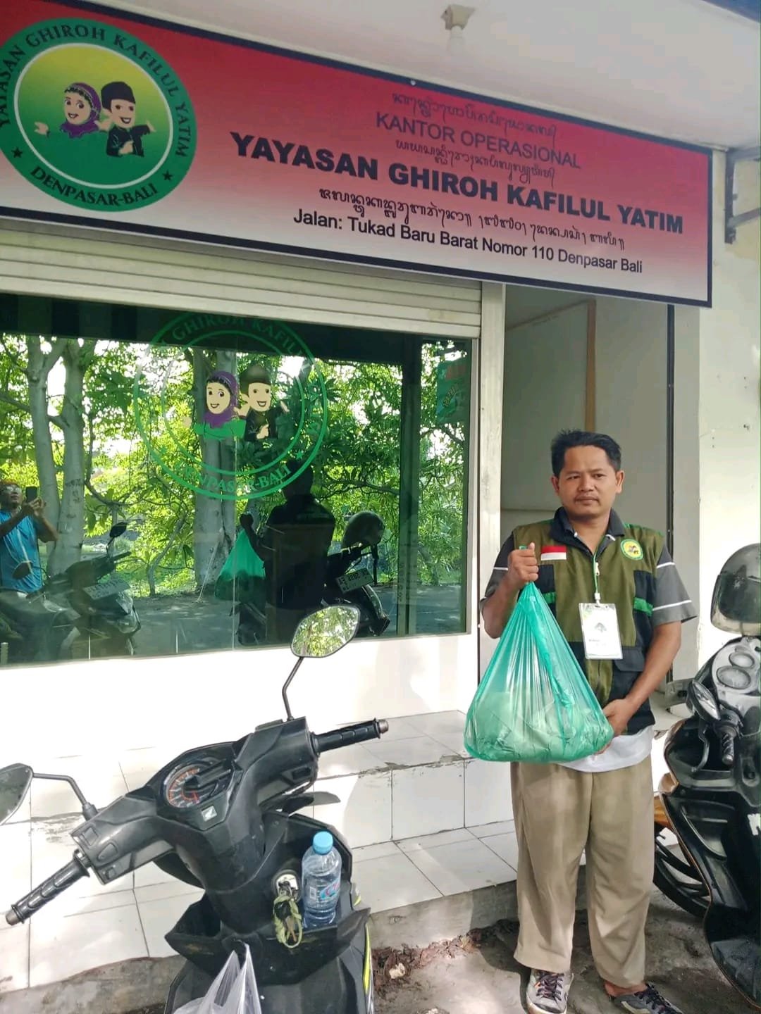 Dokumentasi kegiatan Jumat Berkah Yayasan Ghiroh Kafilul Yatim, foto 6.